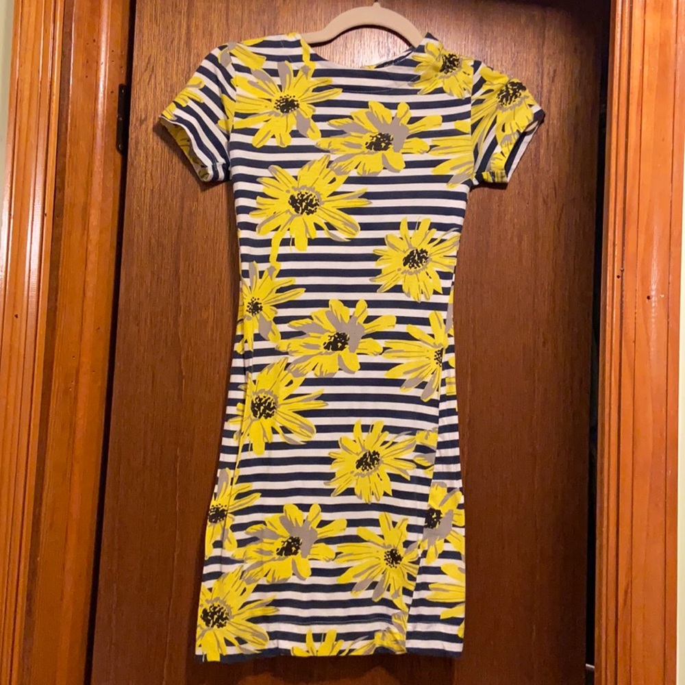 French Connection Tshirt floral dress